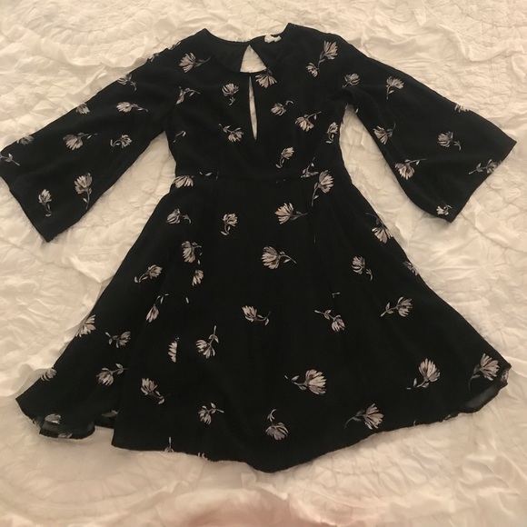 Black Open Back Dress - Size Small - New - Picture 5 of 7